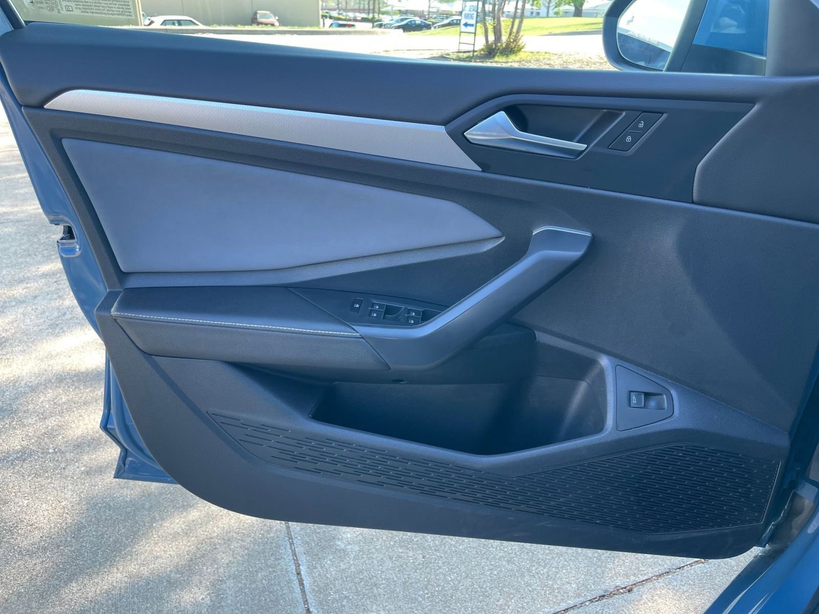 Thumbnail: 2025 Volkswagen Jetta - 18