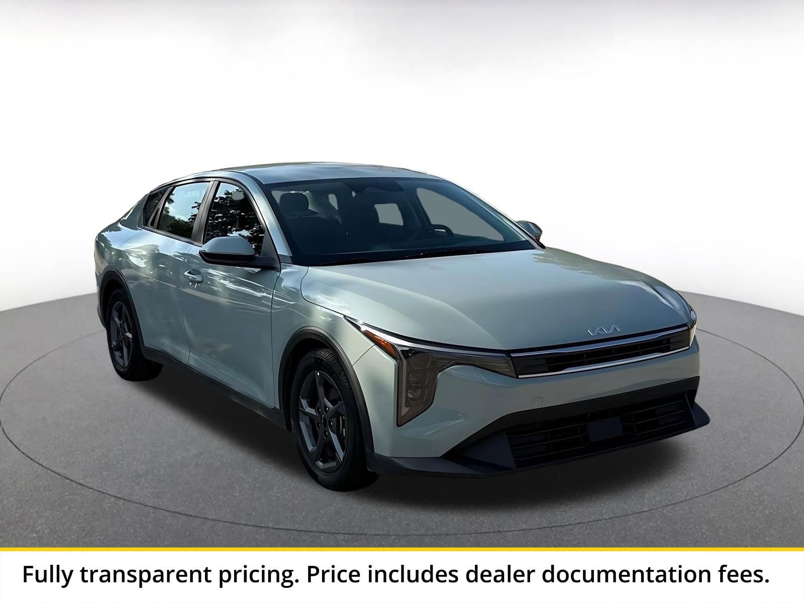 Thumbnail: 2025 Kia K4 - 1