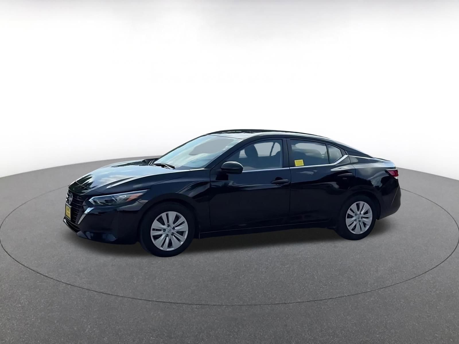 Thumbnail: 2025 Nissan Sentra - 9