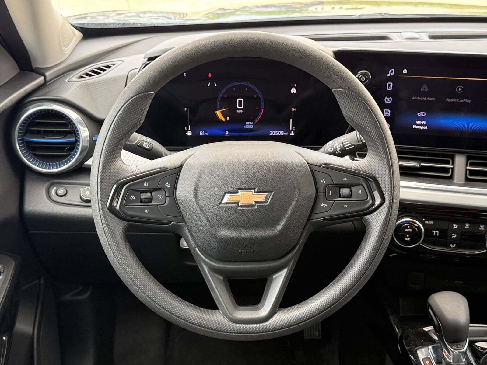 Thumbnail: 2025 Chevrolet Trax - 28