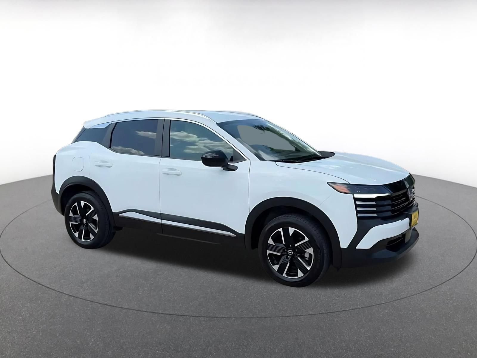 Thumbnail: 2026 Nissan Kicks - 2