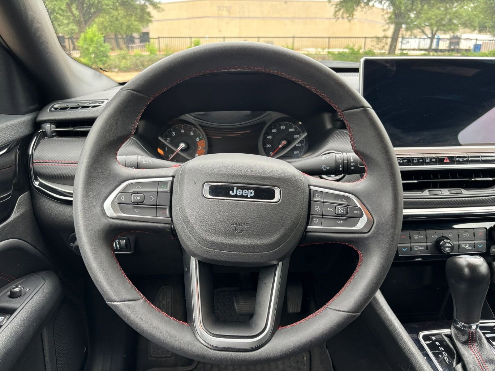 Thumbnail: 2025 Jeep Compass - 31