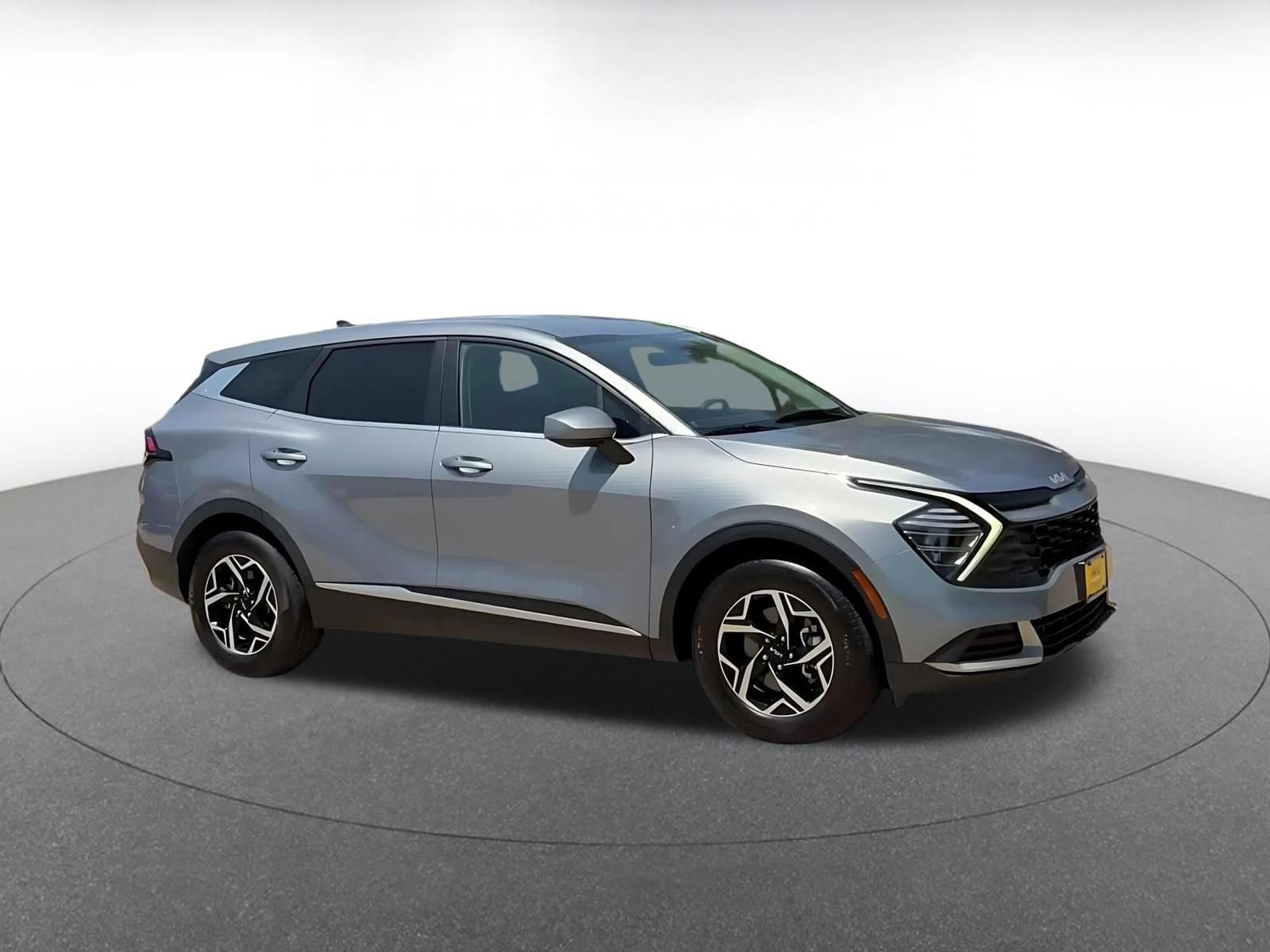 Thumbnail: 2025 Kia Sportage - 2