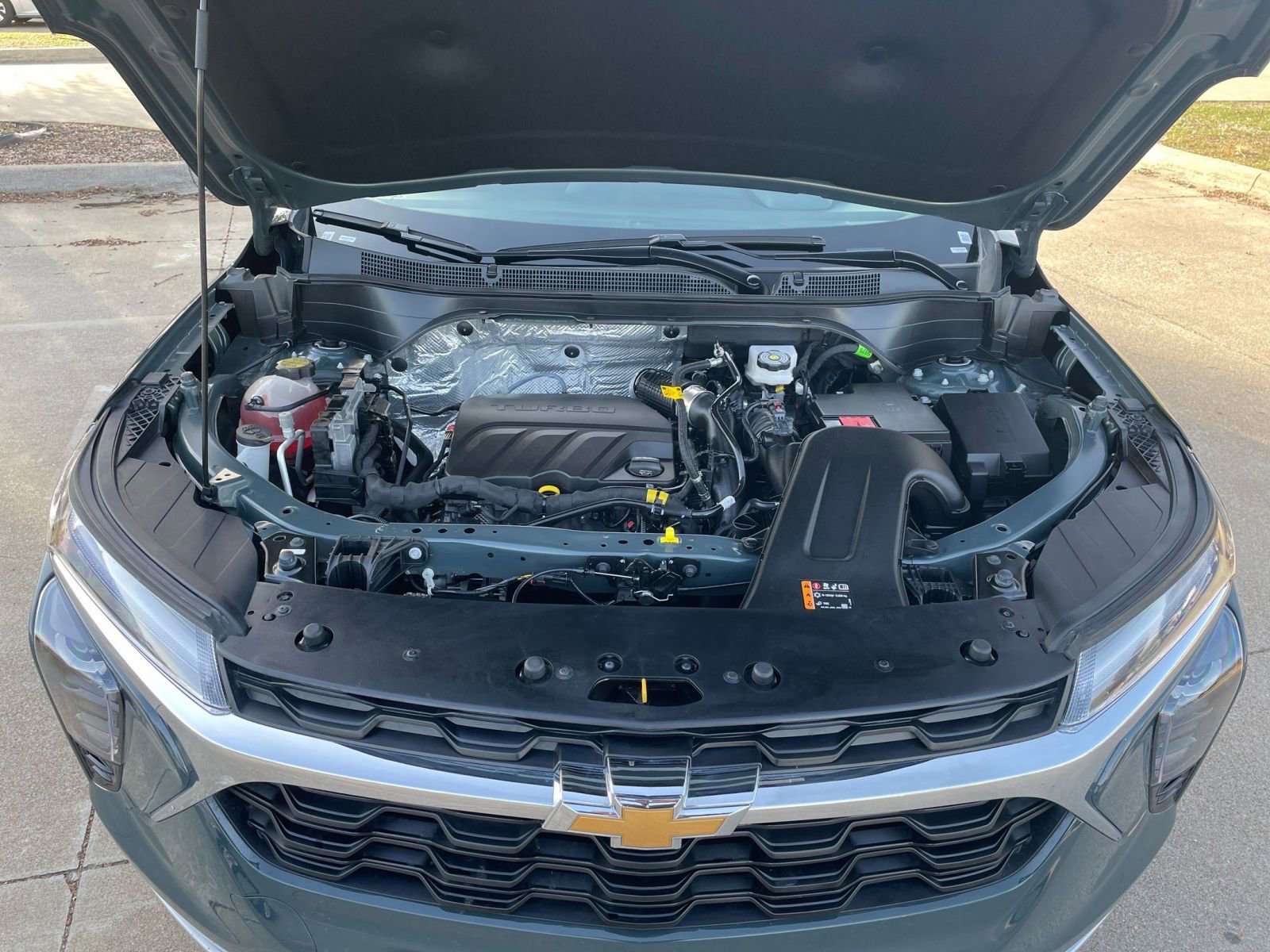 Thumbnail: 2025 Chevrolet Trax - 35