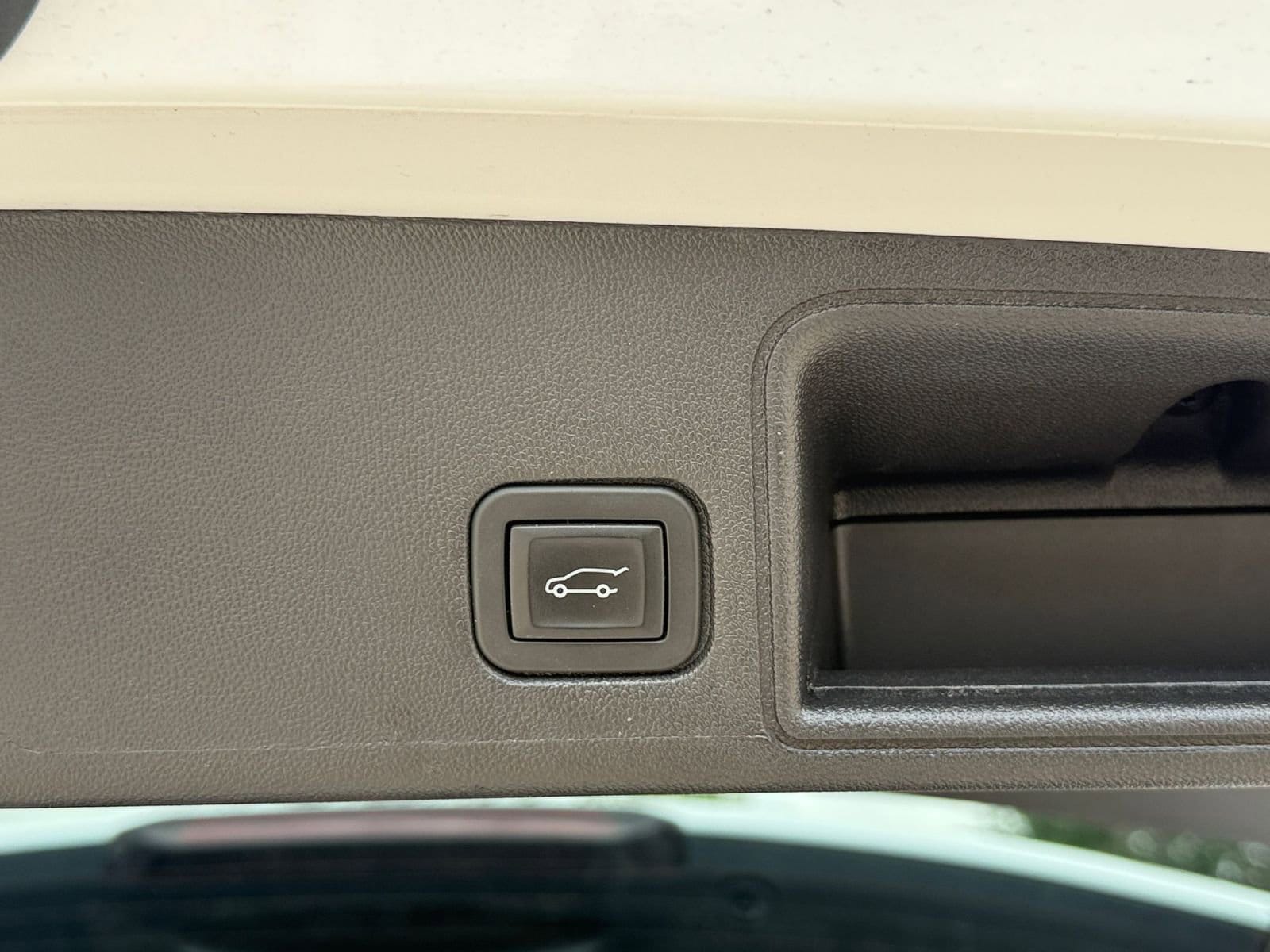 Thumbnail: 2024 GMC Terrain - 23