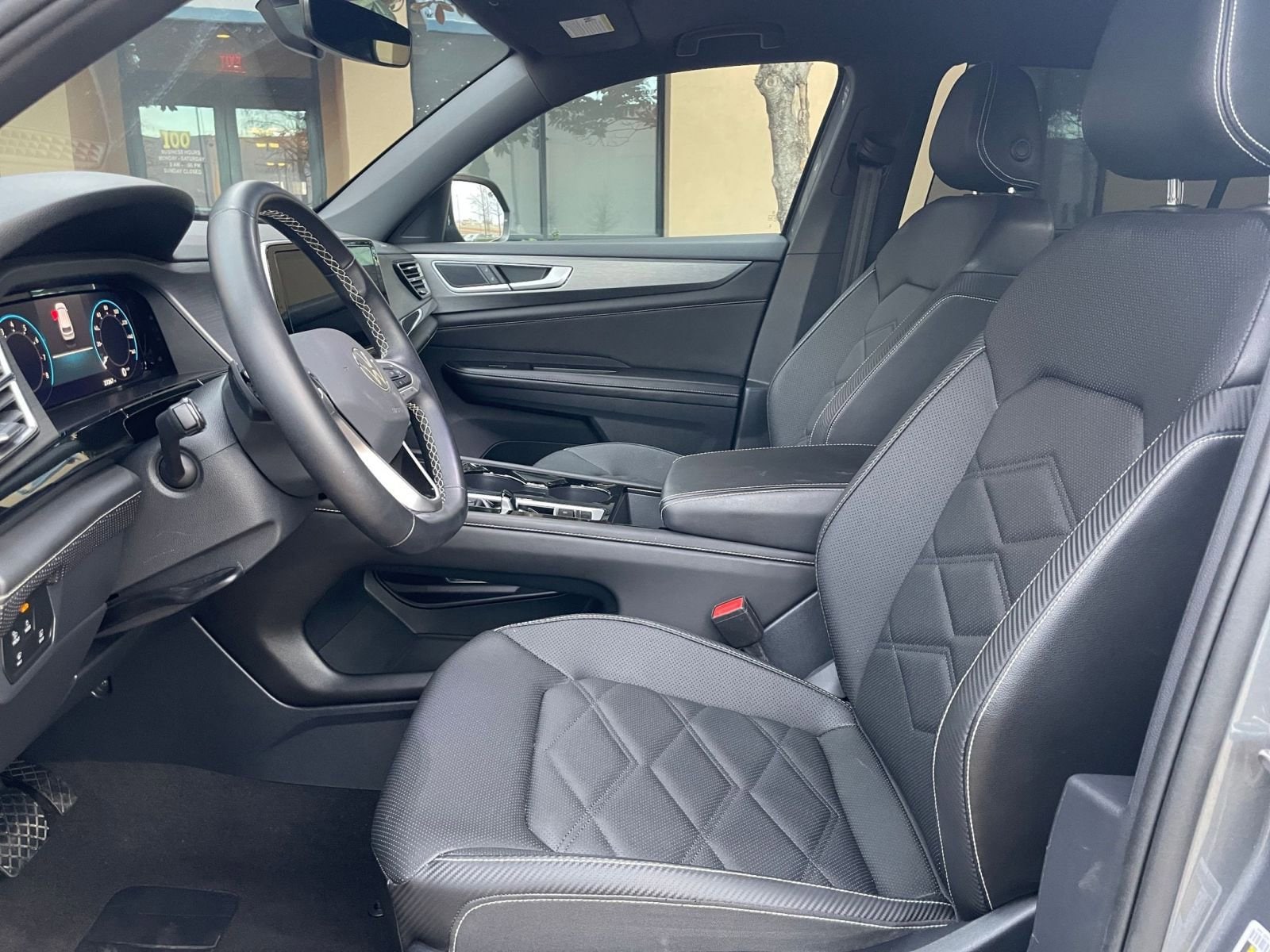 Thumbnail: 2025 Volkswagen Atlas - 27