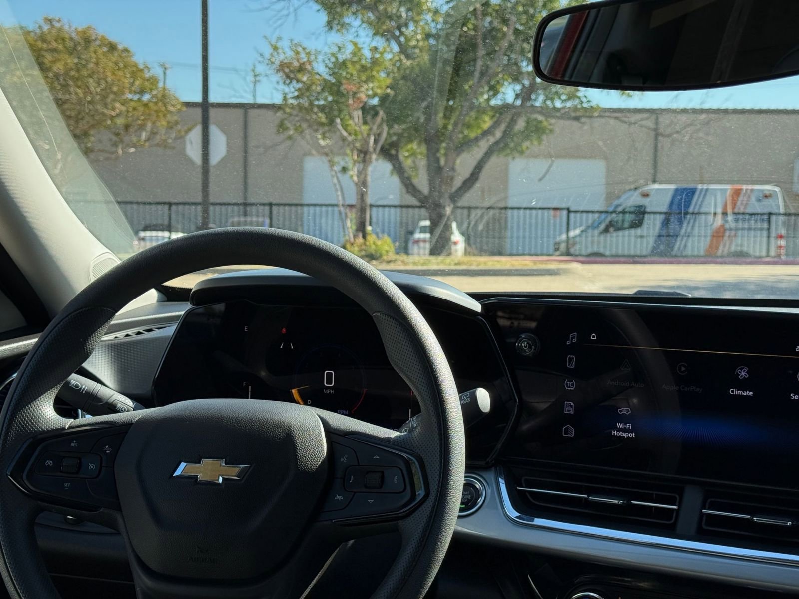 Thumbnail: 2025 Chevrolet Trax - 34