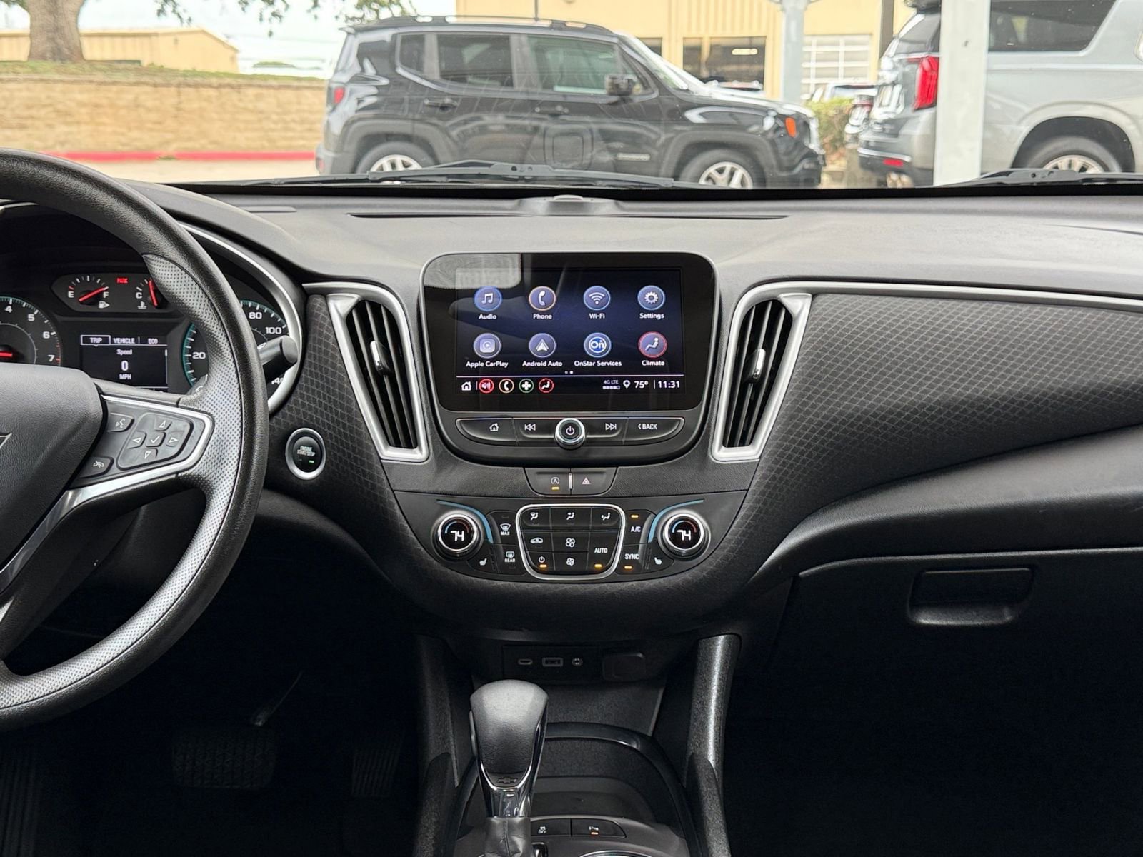 Thumbnail: 2024 Chevrolet Malibu - 18