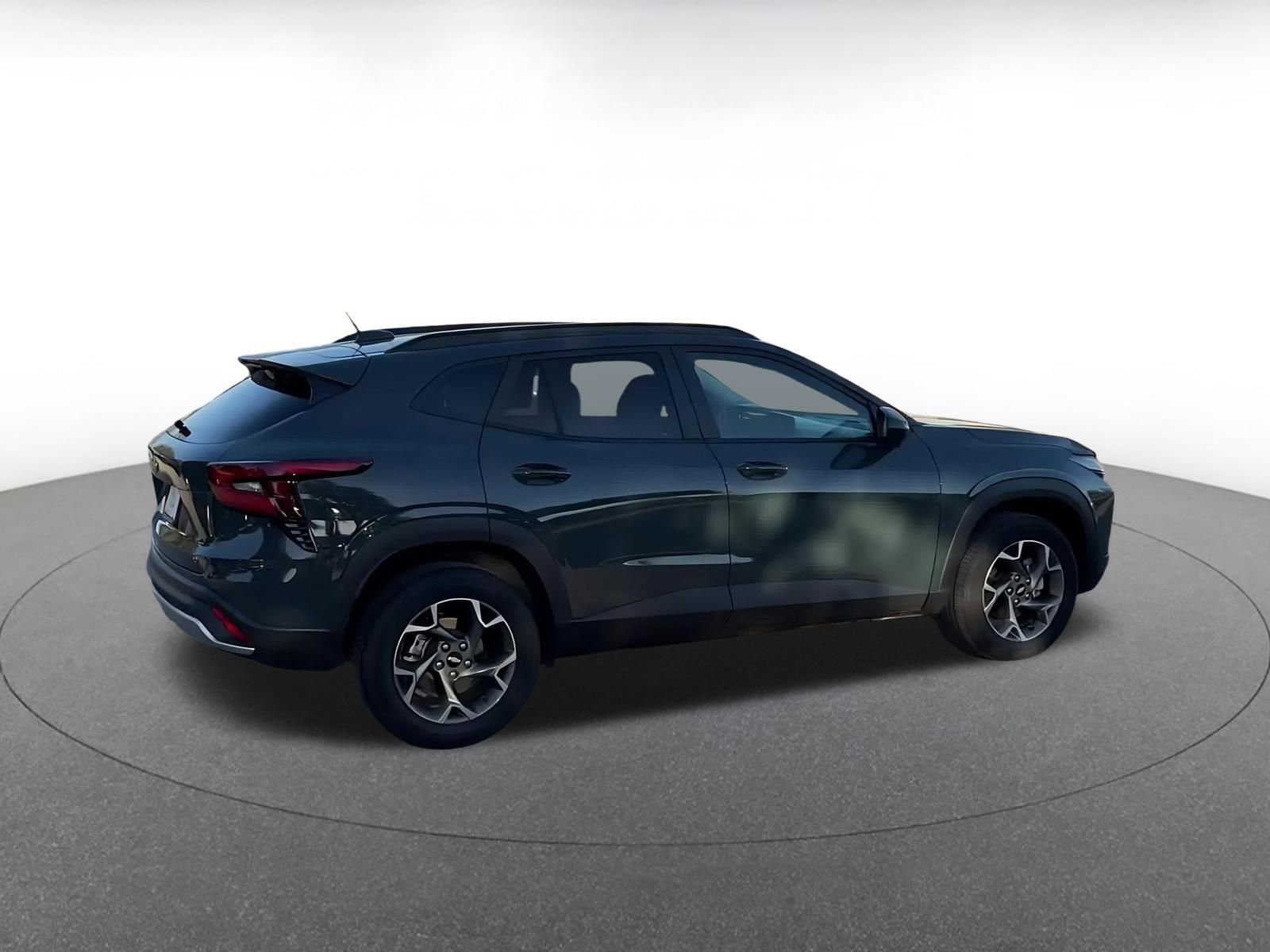 Thumbnail: 2025 Chevrolet Trax - 15