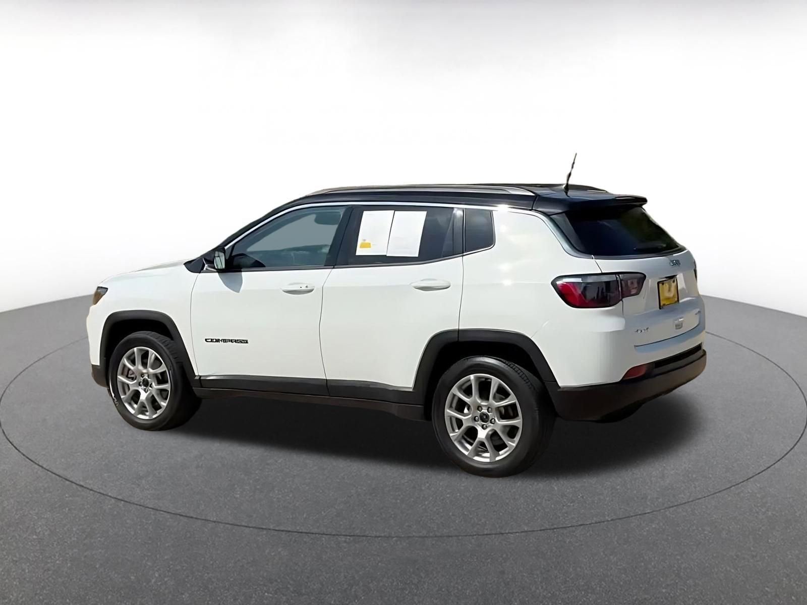 Thumbnail: 2025 Jeep Compass - 4