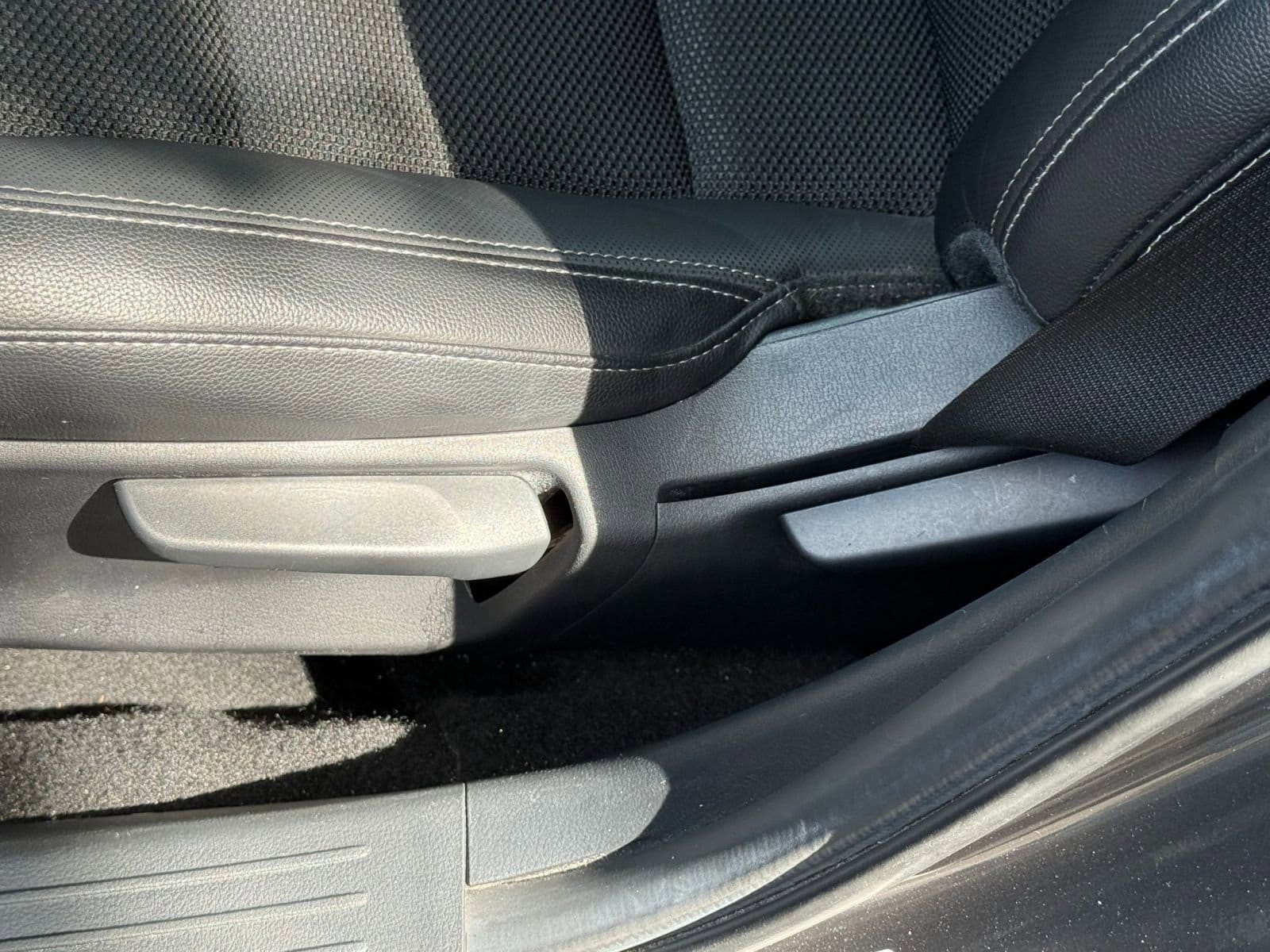 Thumbnail: 2025 Mazda CX-50 - 23