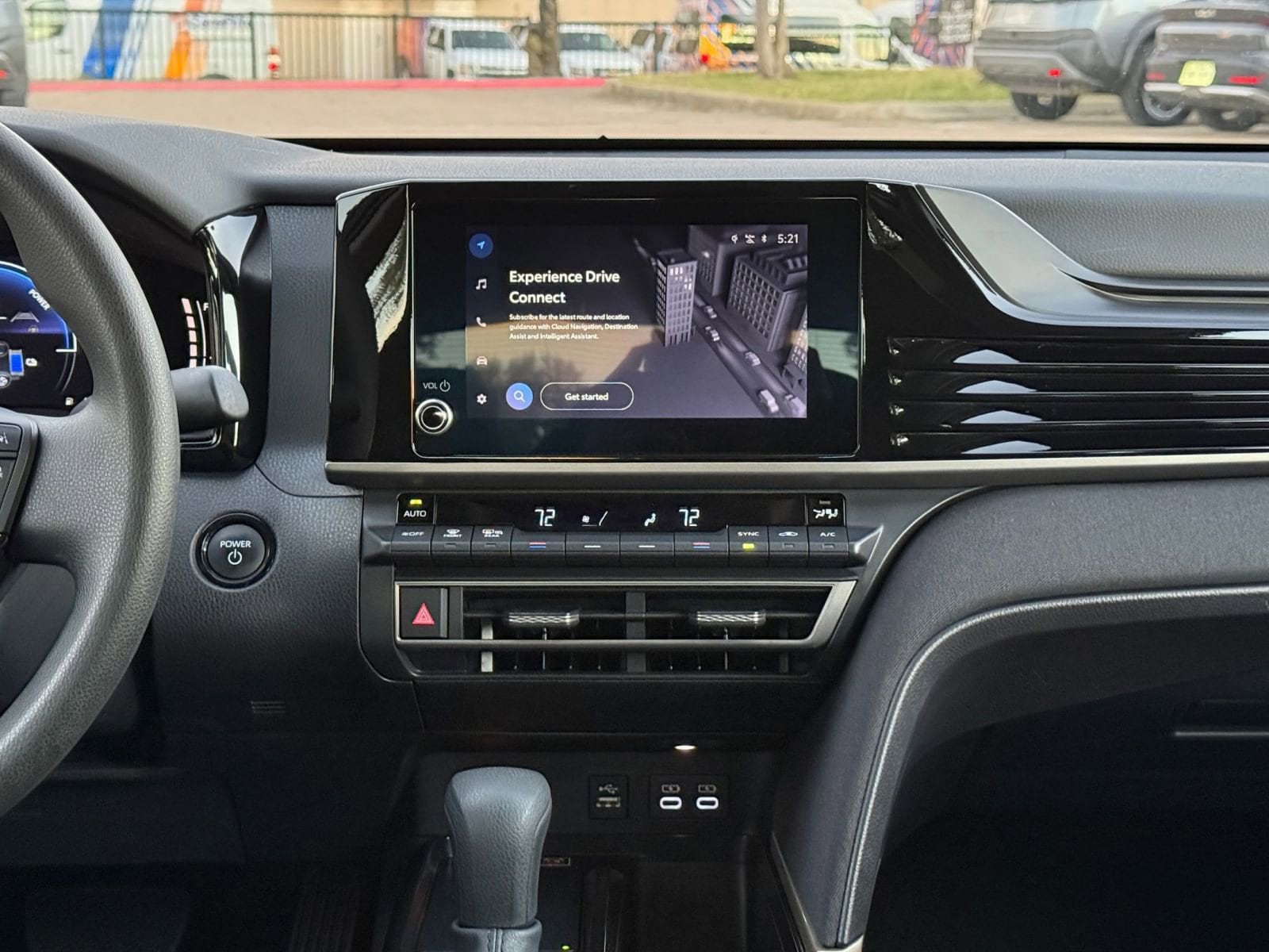 Thumbnail: 2025 Toyota Camry - 18