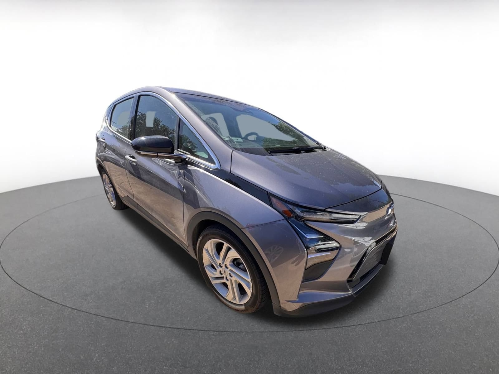 Thumbnail: 2023 Chevrolet Bolt EV - 1