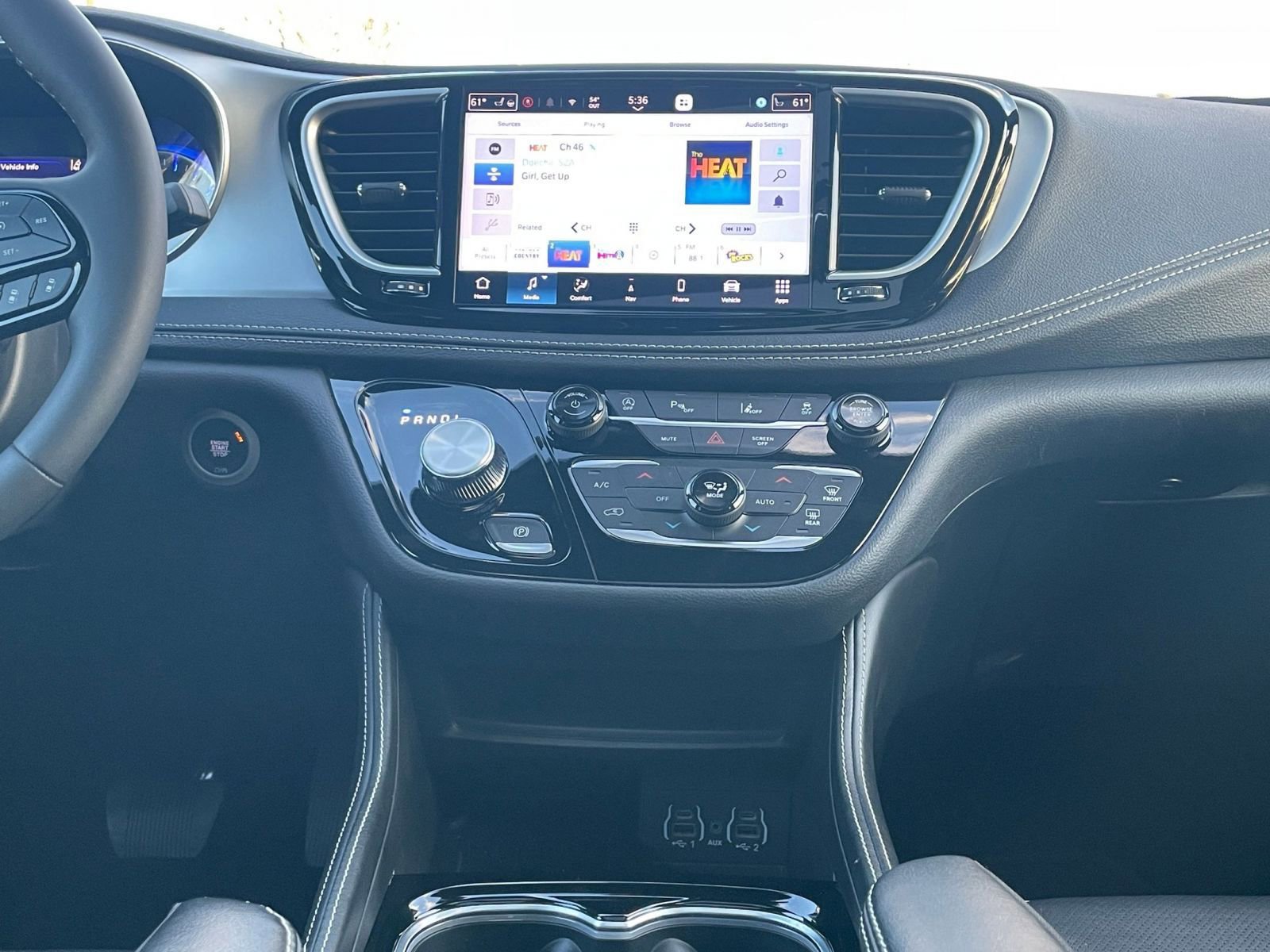 Thumbnail: 2025 Chrysler Pacifica - 17