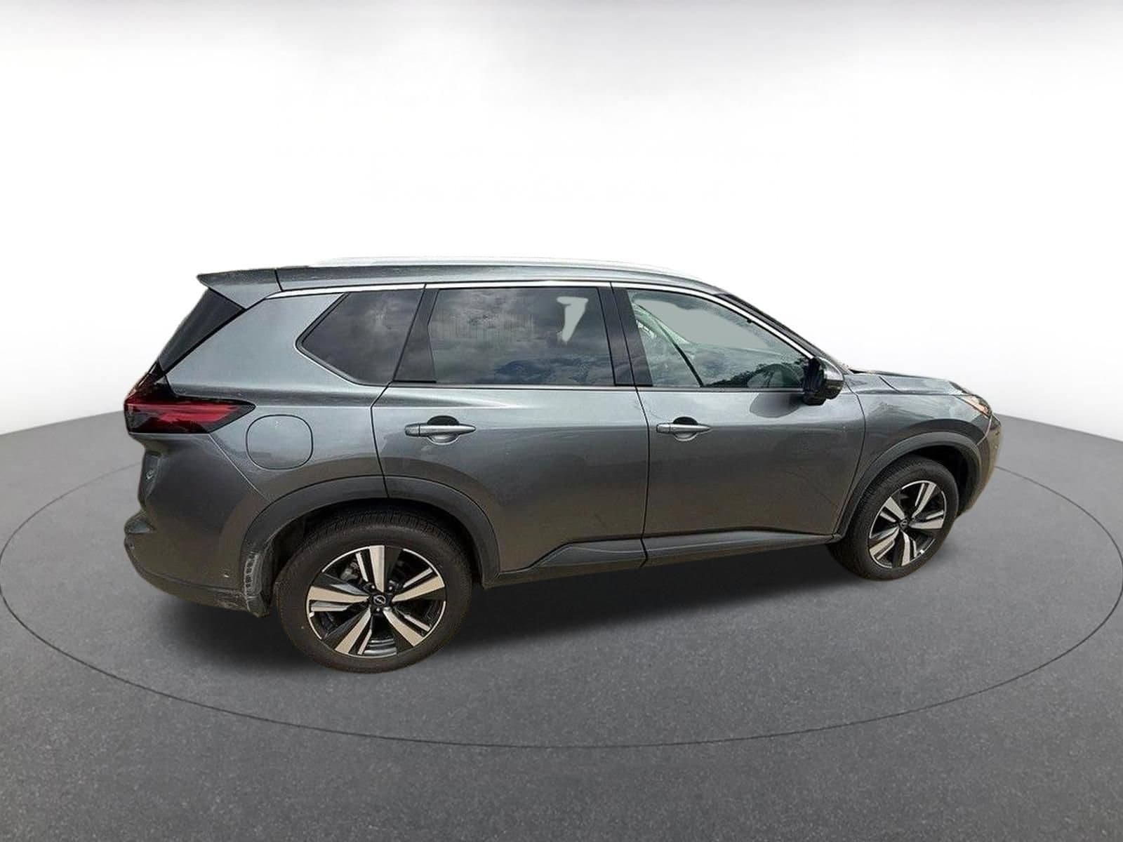 Thumbnail: 2026 Nissan Rogue - 4