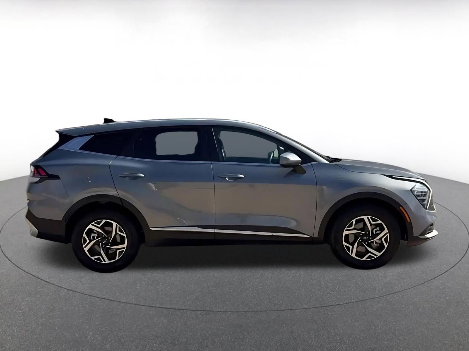 Thumbnail: 2025 Kia Sportage - 16