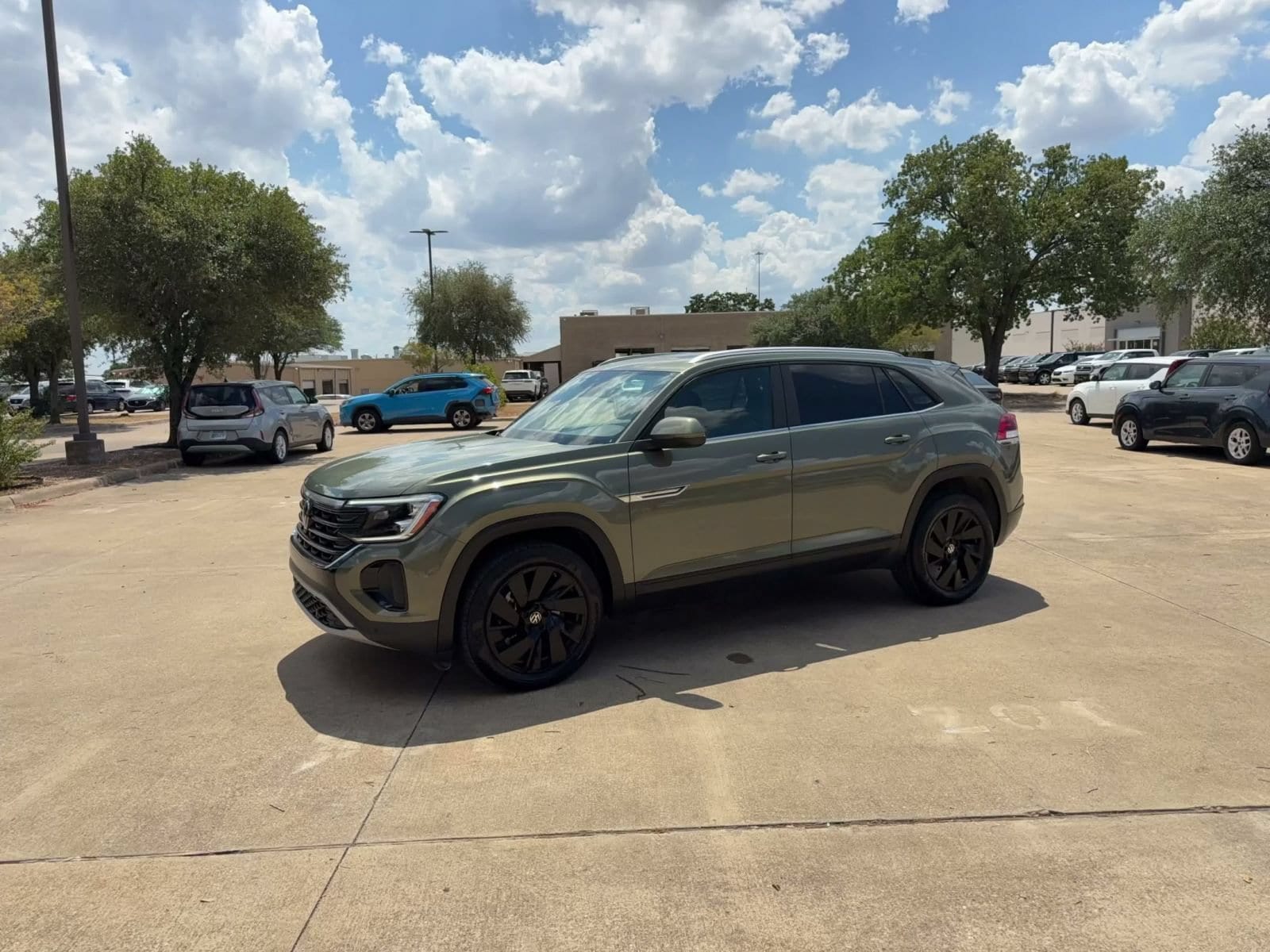 Thumbnail: 2026 Volkswagen Atlas - 6