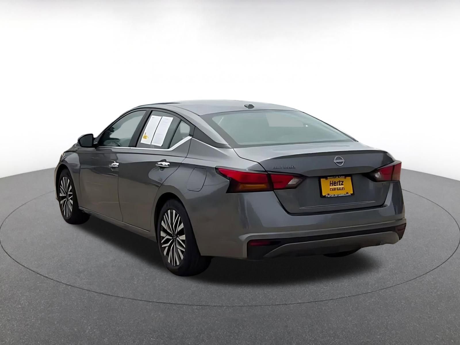 Thumbnail: 2025 Nissan Altima - 11