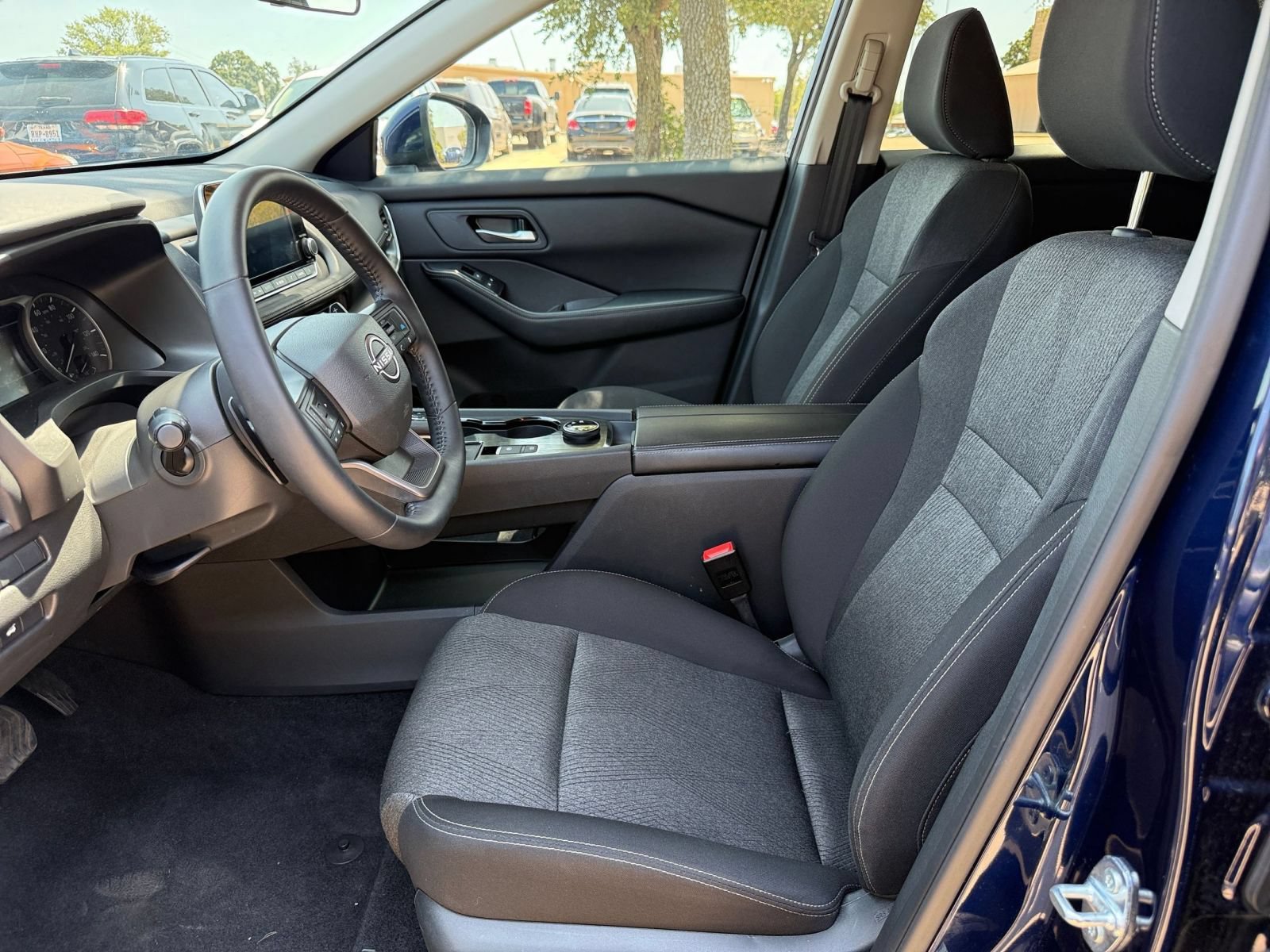 Thumbnail: 2026 Nissan Rogue - 24
