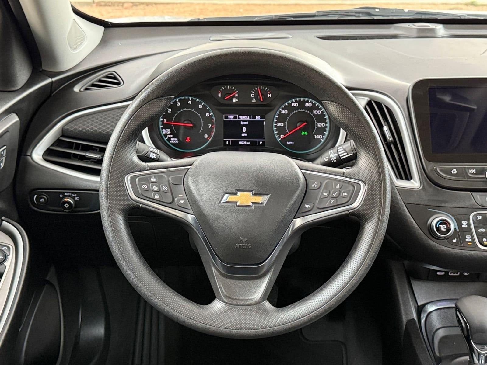 Thumbnail: 2024 Chevrolet Malibu - 28