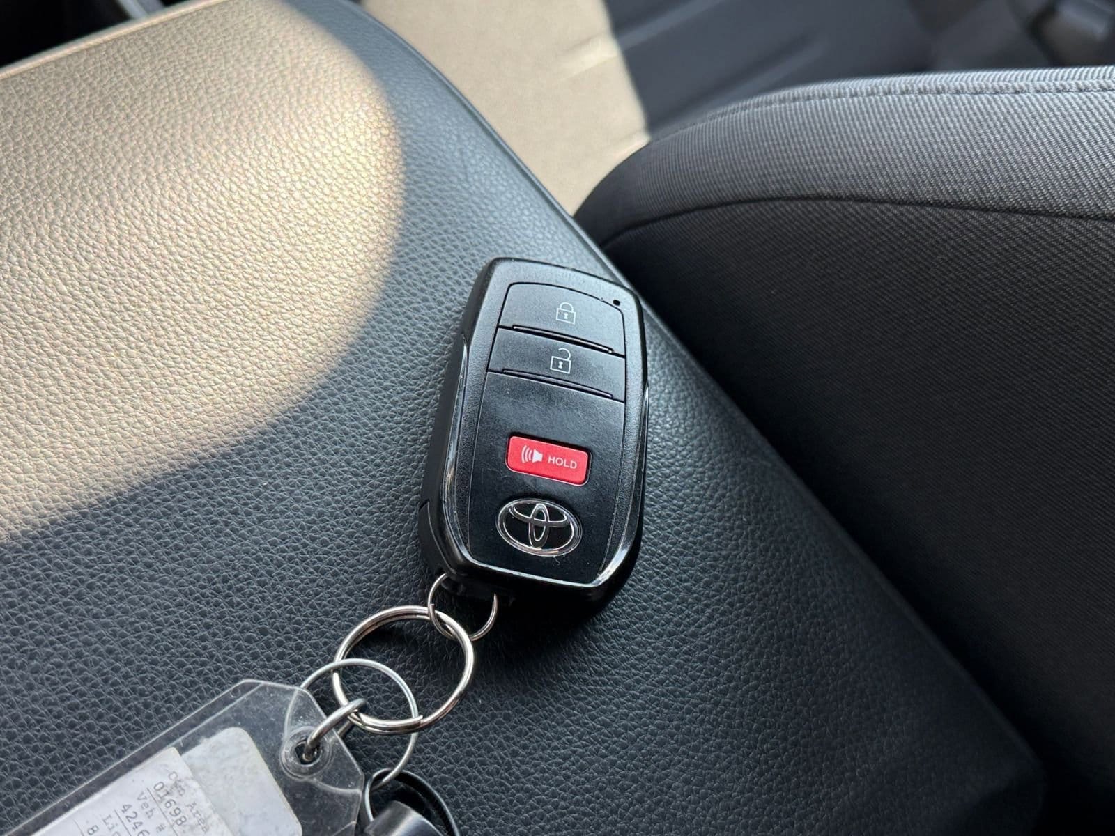 Thumbnail: 2024 Toyota Tacoma - 21