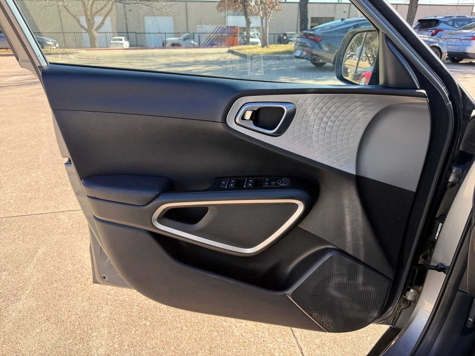 Thumbnail: 2025 Kia Soul - 18