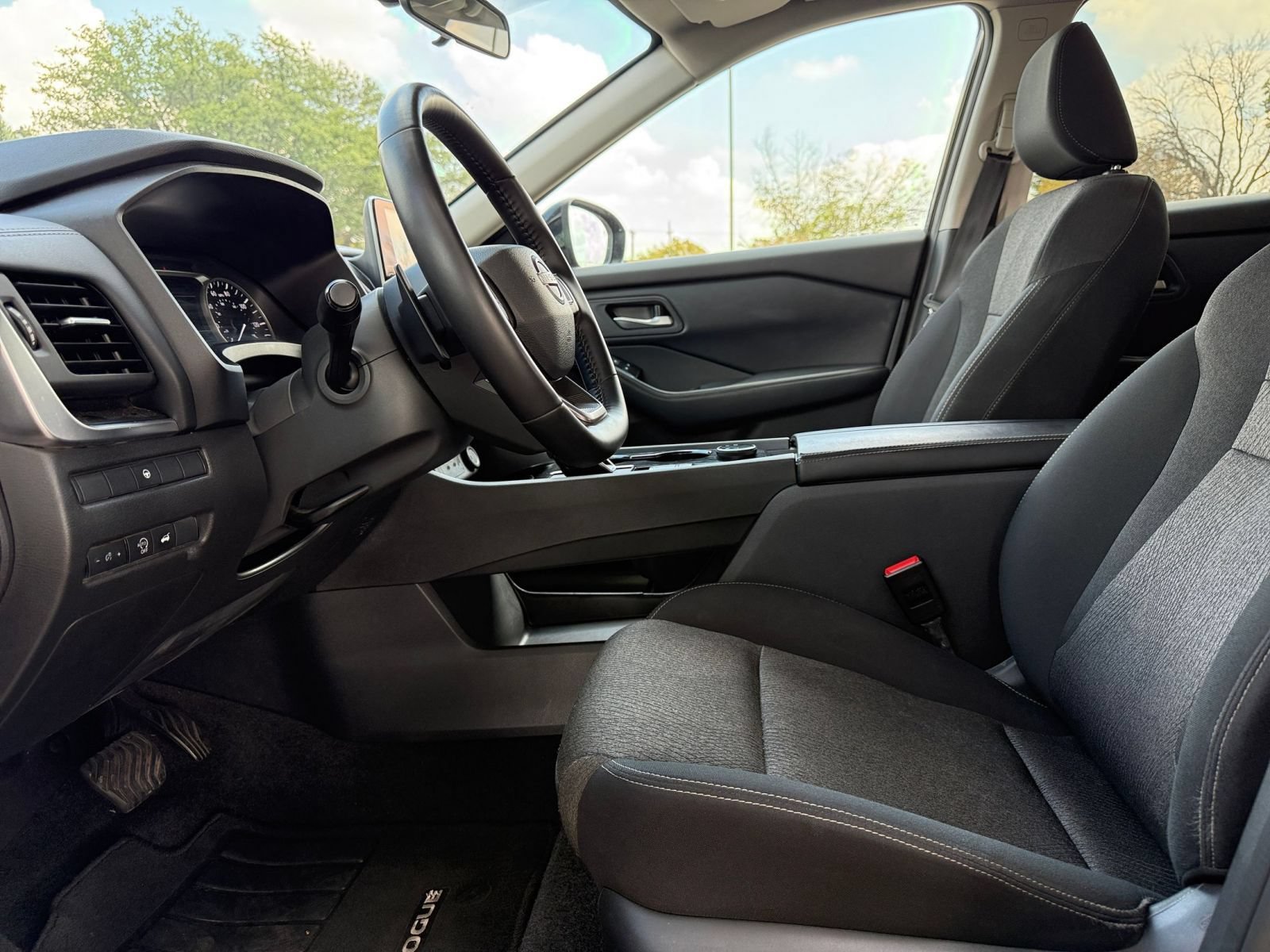Thumbnail: 2026 Nissan Rogue - 28