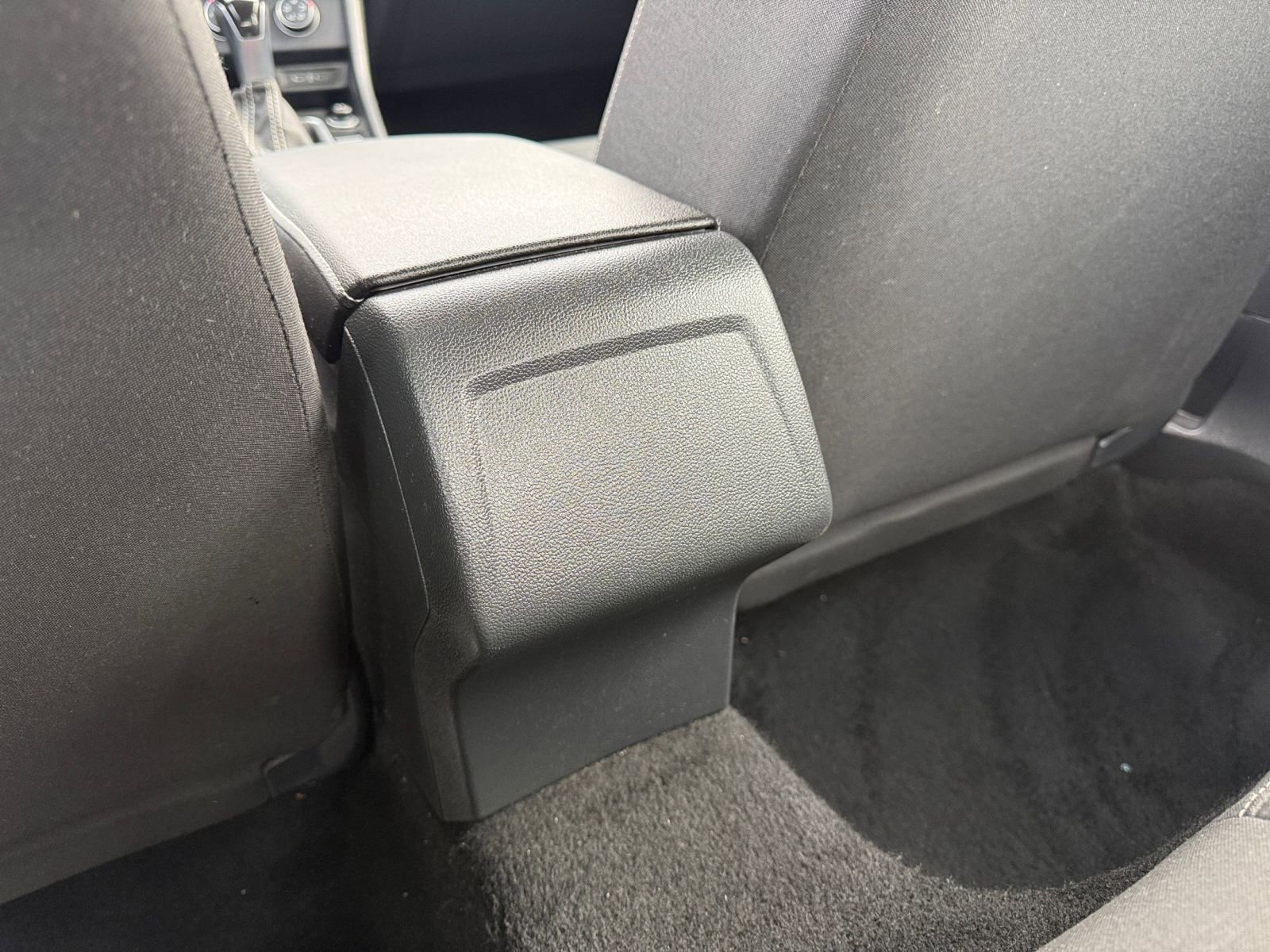 Thumbnail: 2024 Volkswagen Jetta - 25