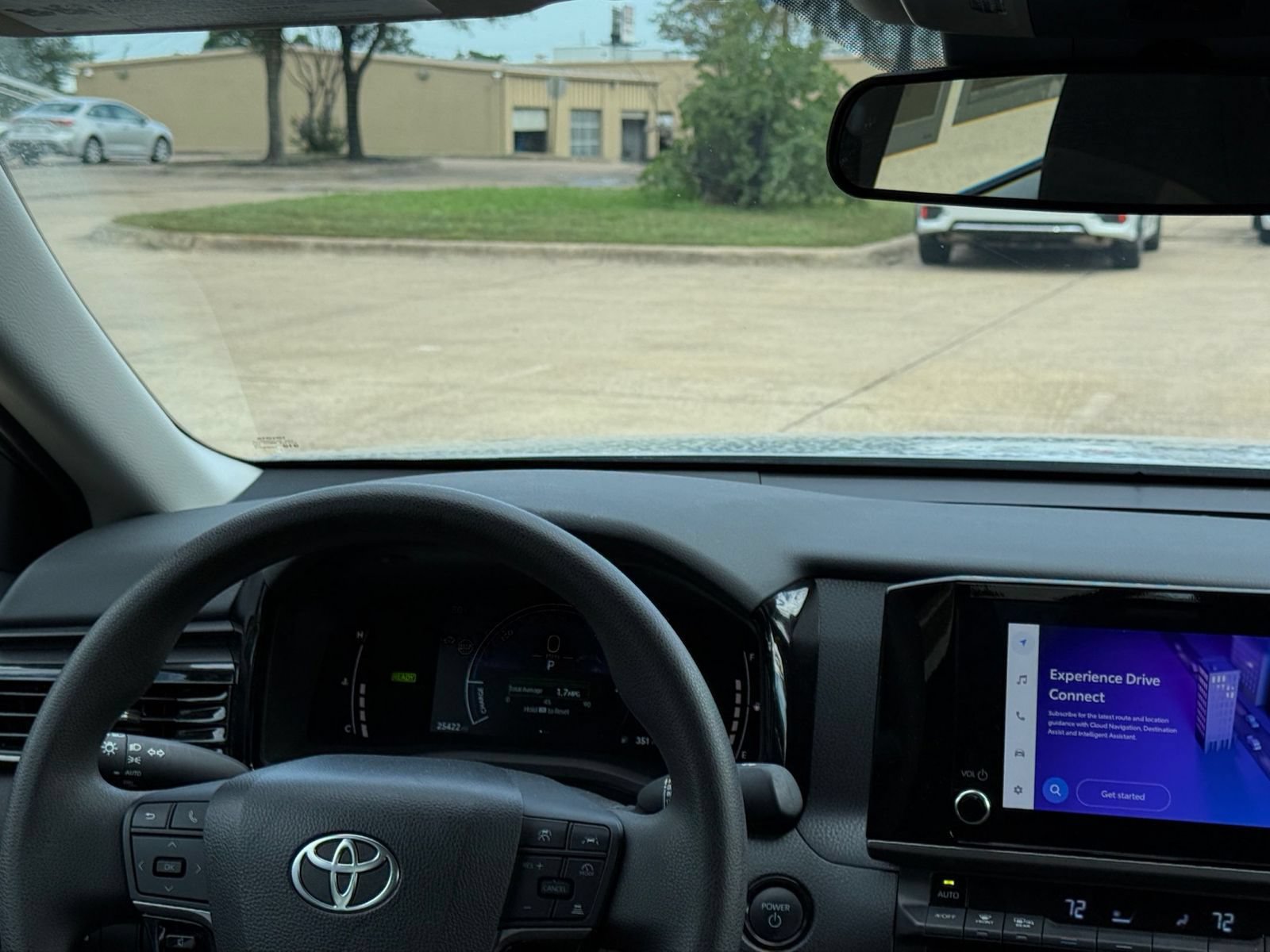 Thumbnail: 2025 Toyota Camry - 34