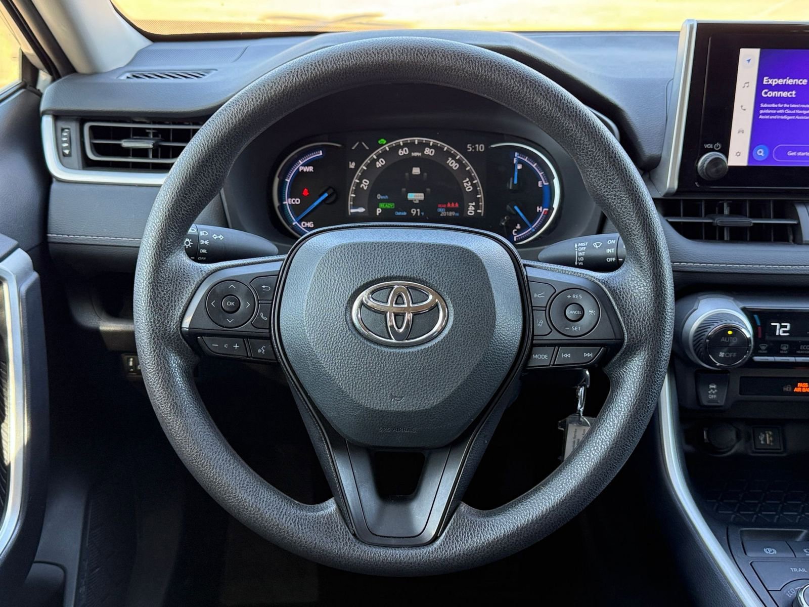 Thumbnail: 2025 Toyota RAV4 - 28