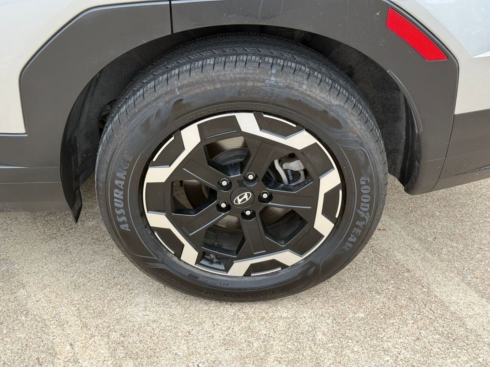 Thumbnail: 2025 Hyundai Santa Fe - 30