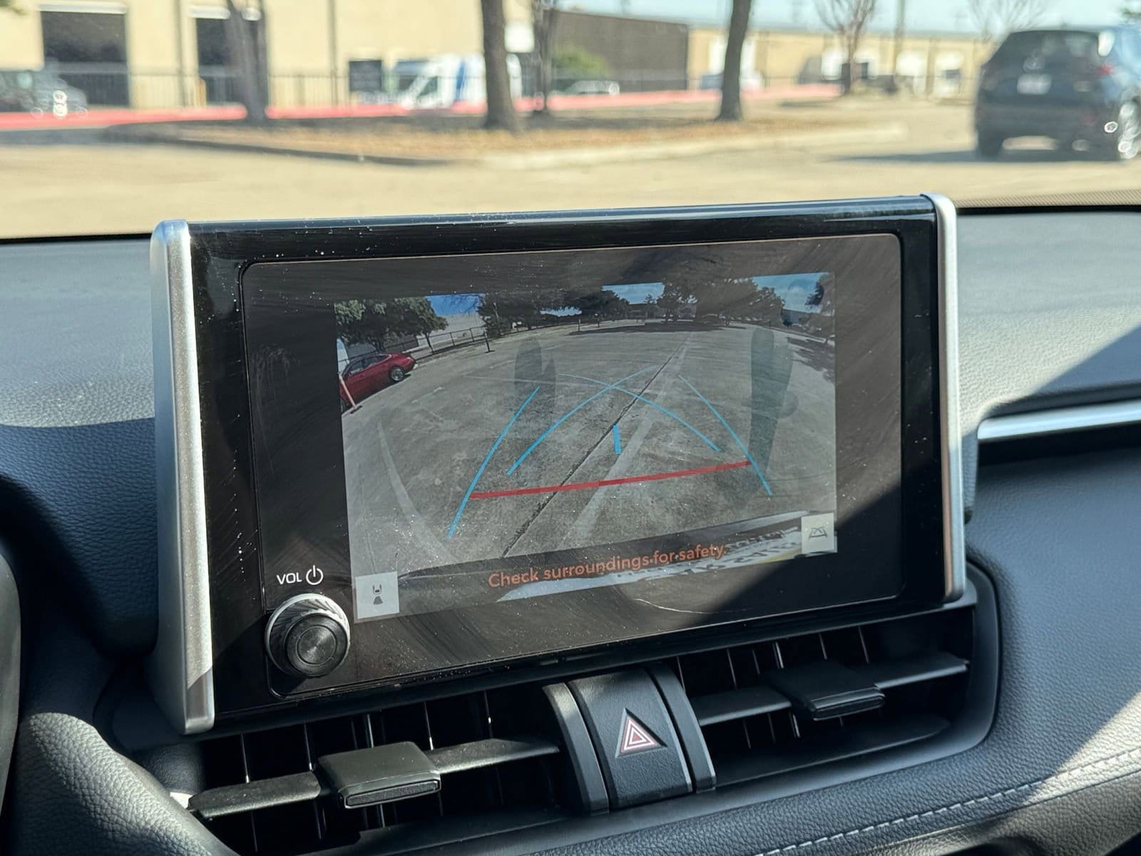 Thumbnail: 2025 Toyota RAV4 - 17