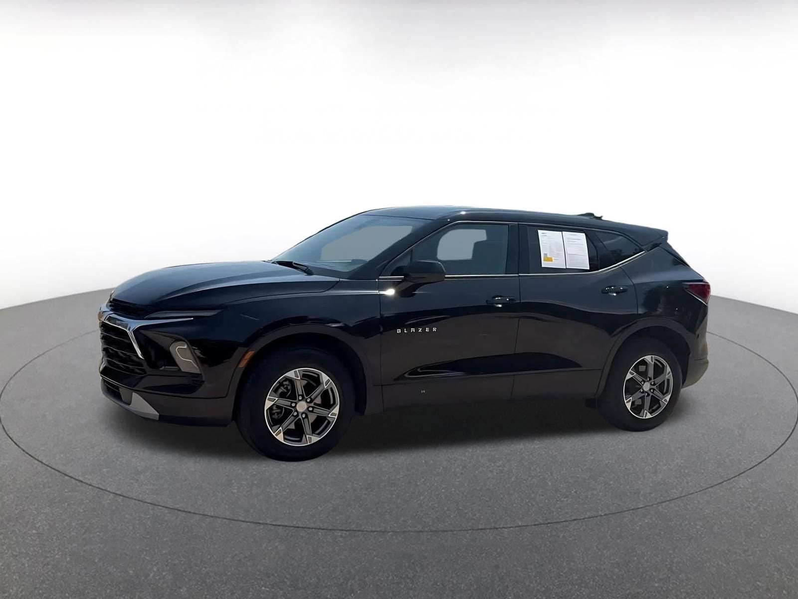 Thumbnail: 2026 Chevrolet Blazer - 8