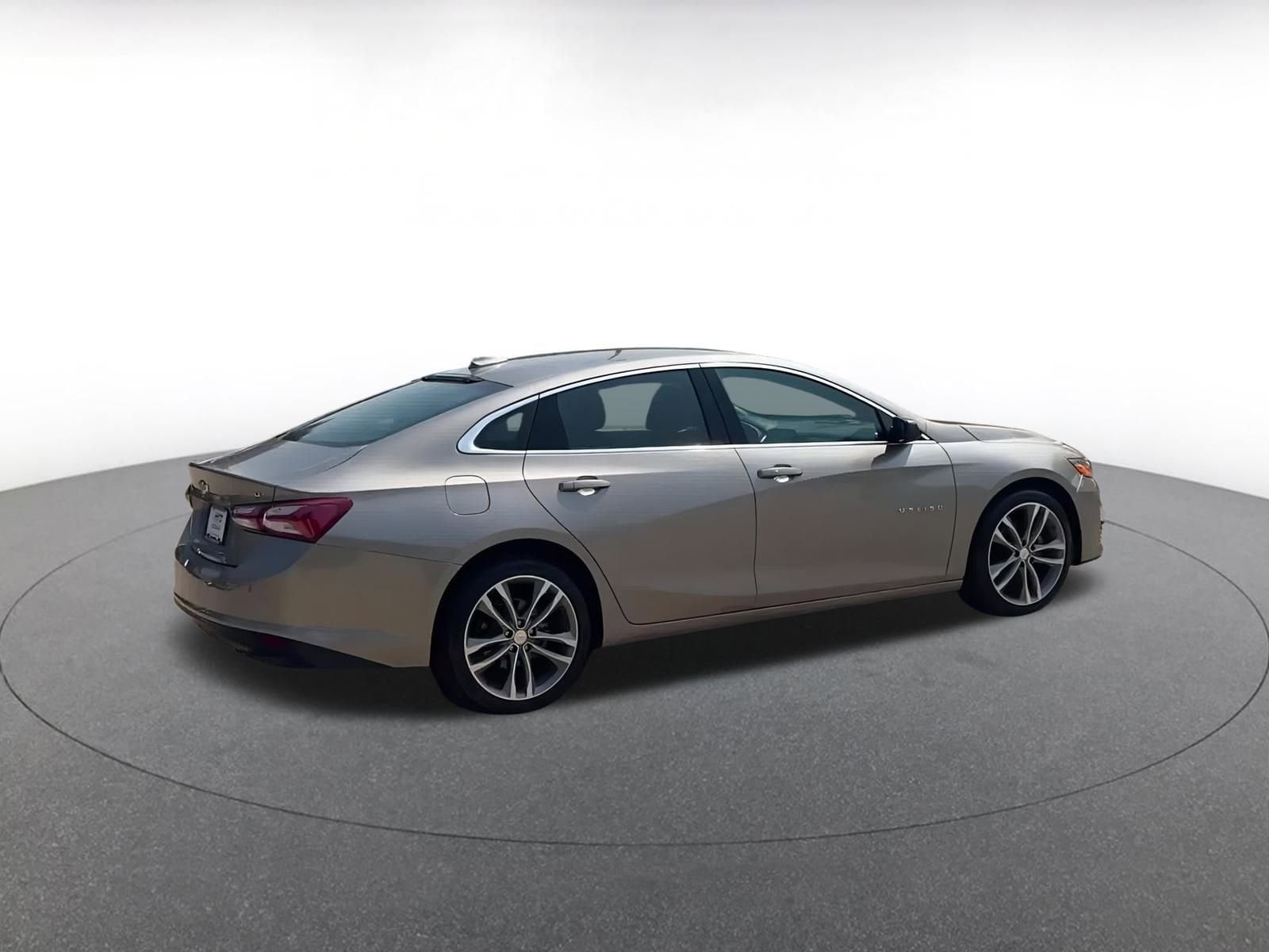 Thumbnail: 2024 Chevrolet Malibu - 14