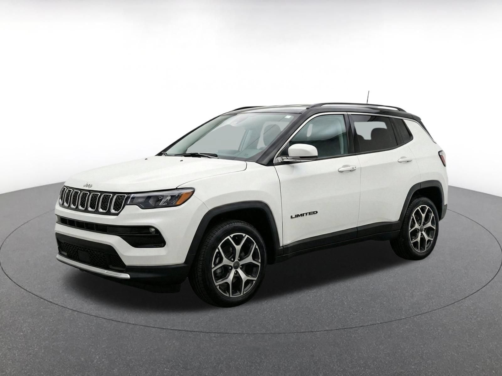 Thumbnail: 2025 Jeep Compass - 3
