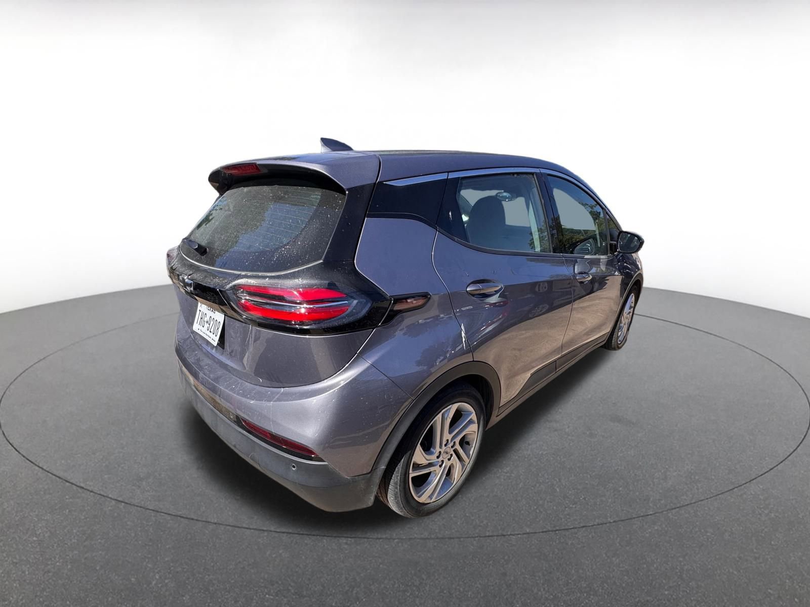 Thumbnail: 2023 Chevrolet Bolt EV - 4