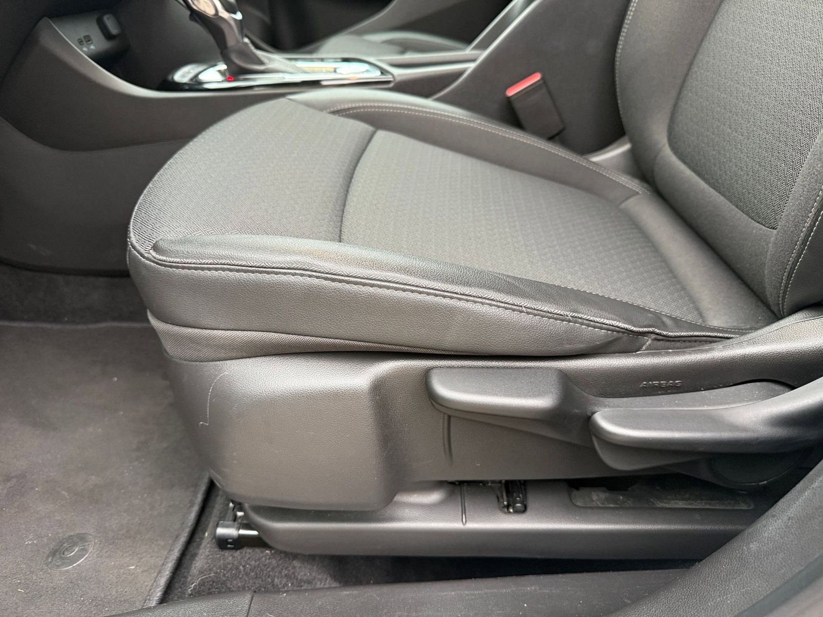 Thumbnail: 2025 Buick Encore GX - 22