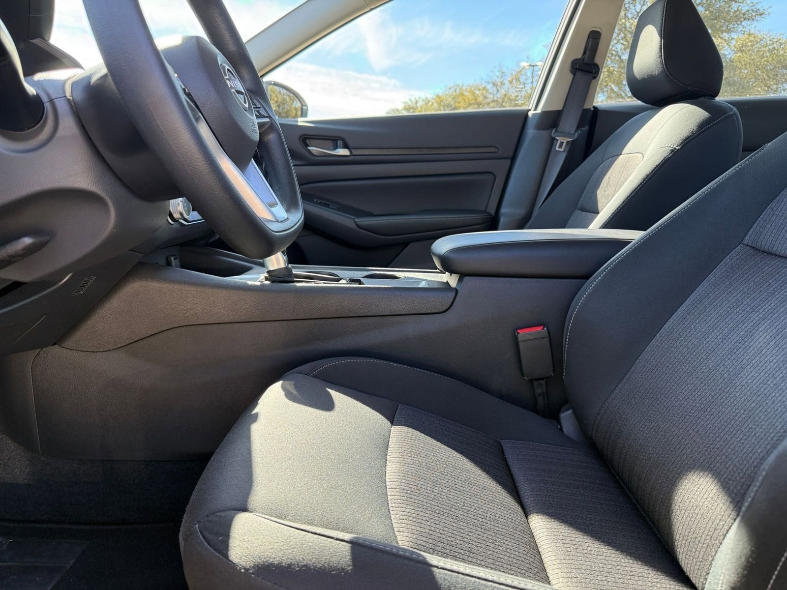 Thumbnail: 2025 Nissan Altima - 27