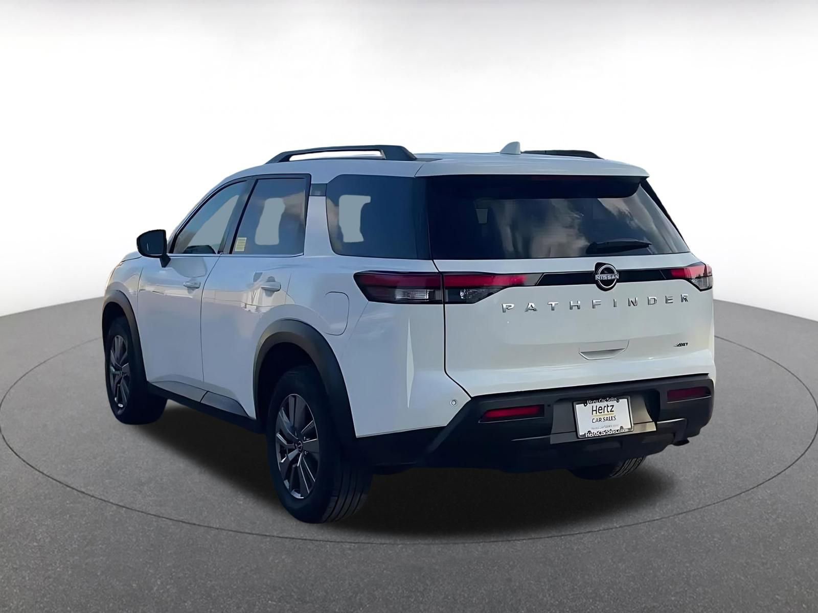 Thumbnail: 2025 Nissan Pathfinder - 10