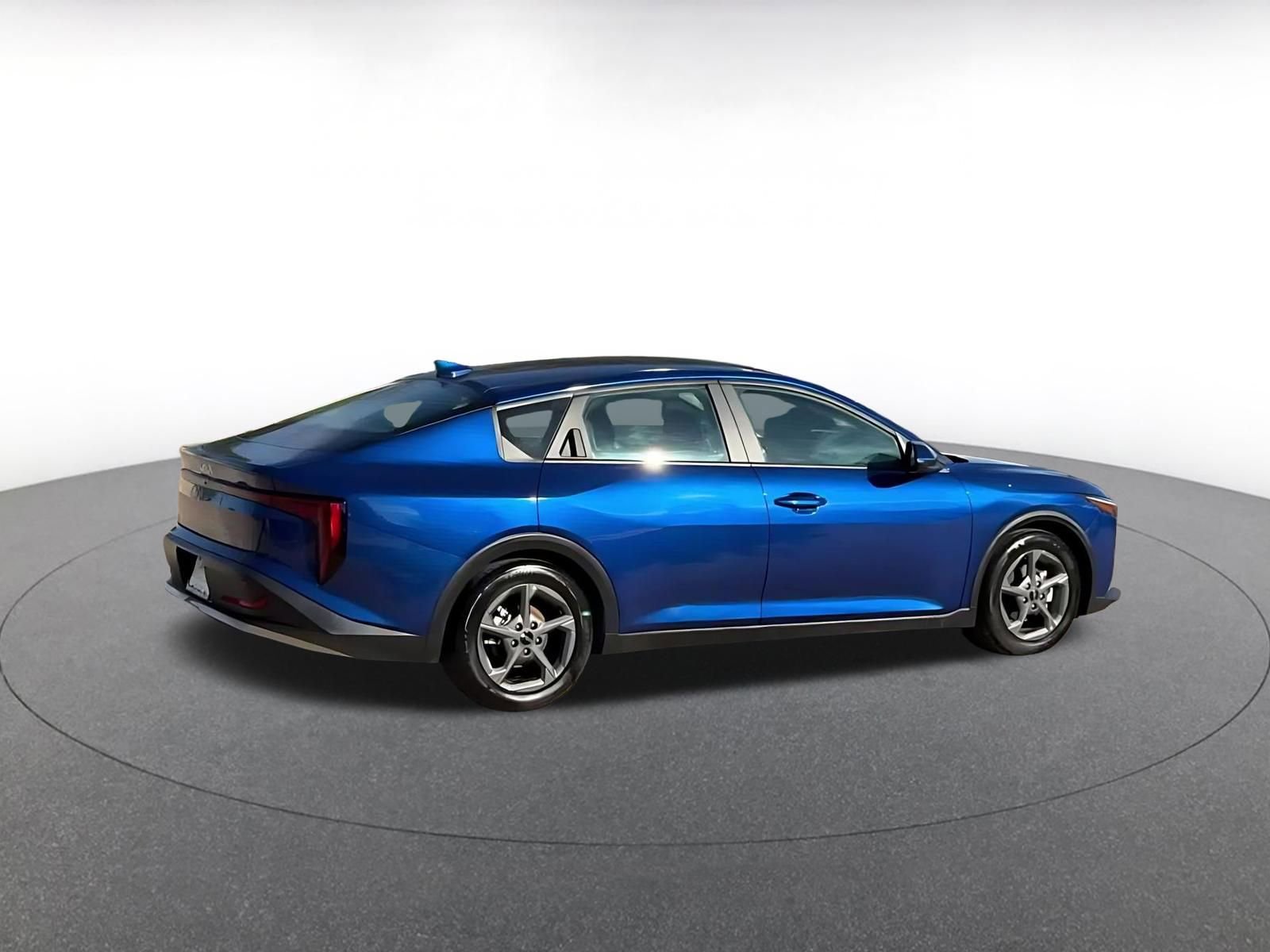 Thumbnail: 2025 Kia K4 - 14