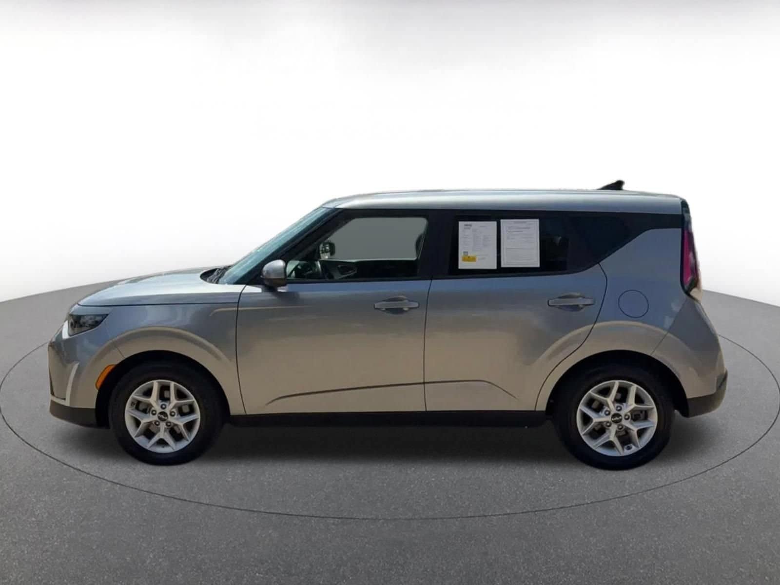 Thumbnail: 2025 Kia Soul - 8