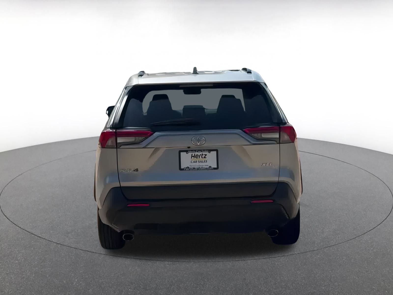 Thumbnail: 2021 Toyota RAV4 - 12
