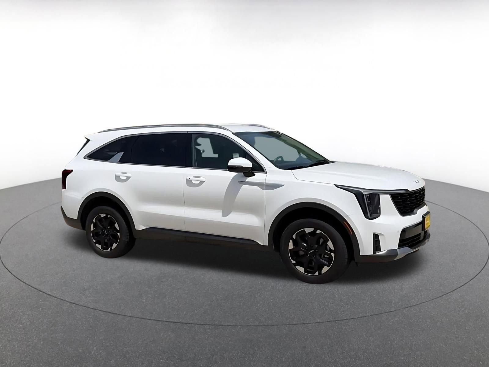Thumbnail: 2024 Kia Sorento - 2