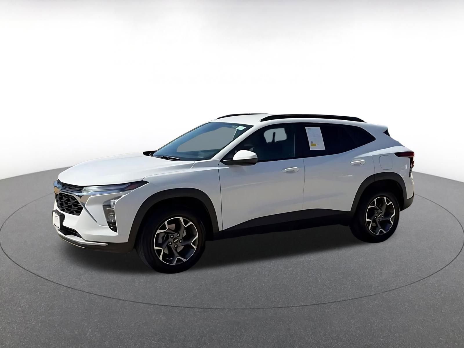 Thumbnail: 2025 Chevrolet Trax - 8