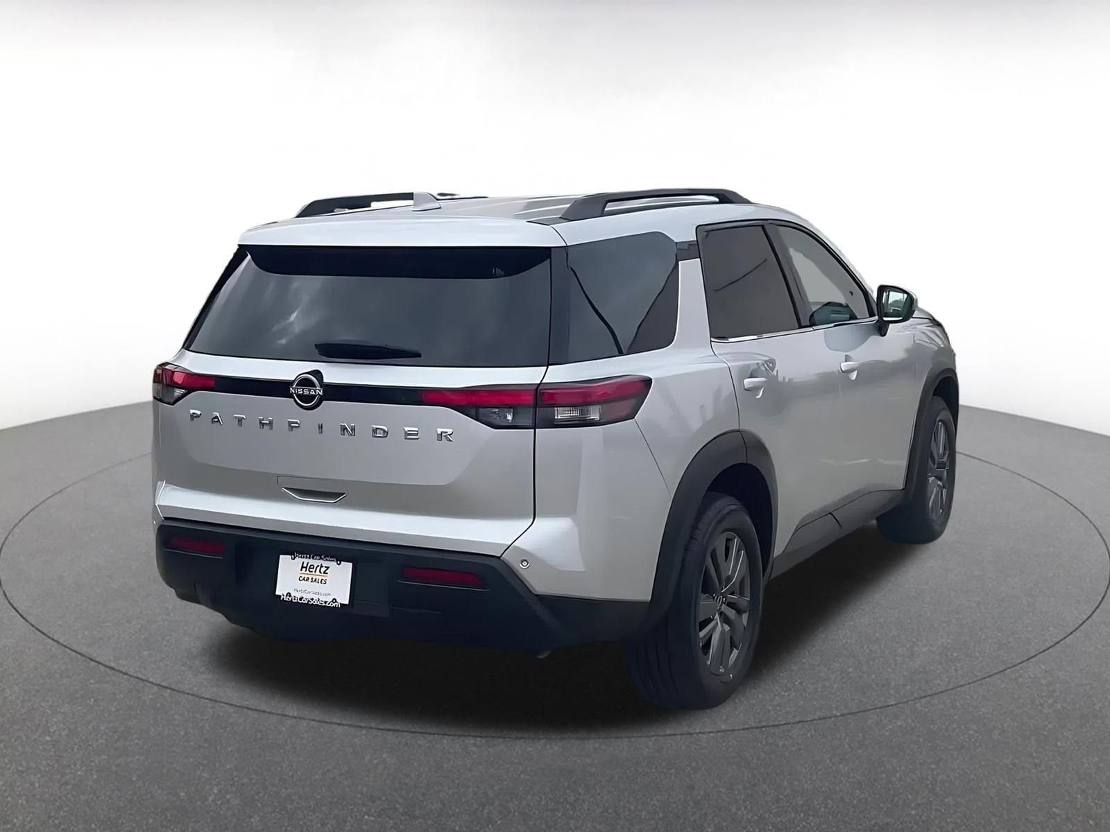 Thumbnail: 2025 Nissan Pathfinder - 14