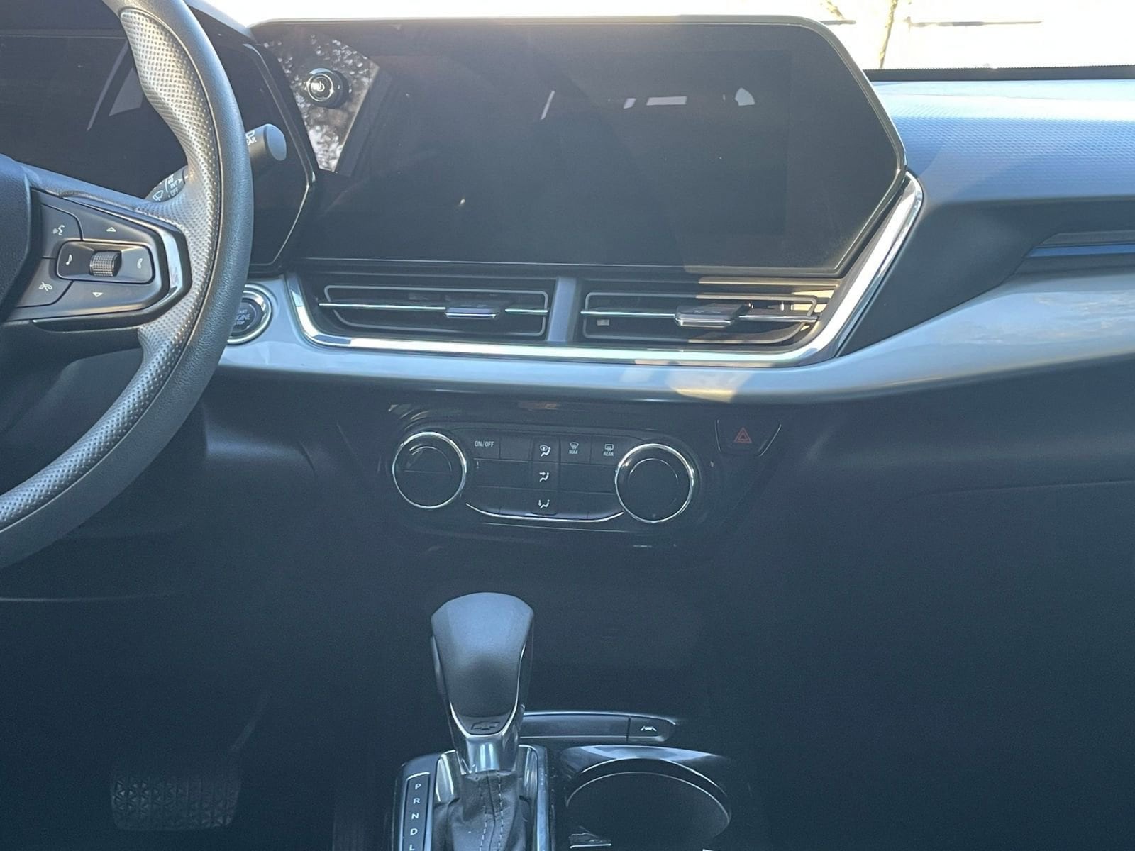 Thumbnail: 2025 Chevrolet Trax - 18