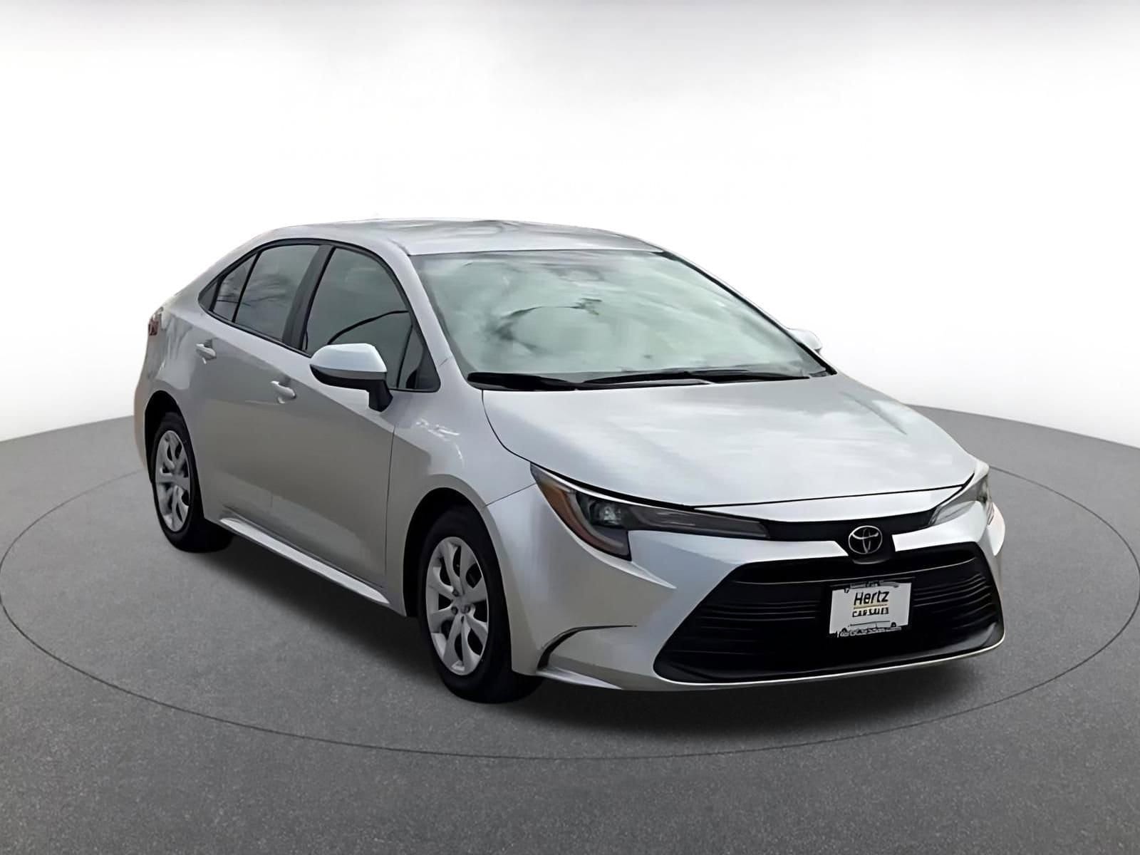 Thumbnail: 2025 Toyota Corolla - 3