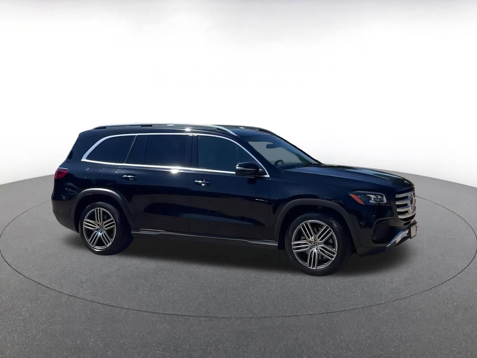 Thumbnail: 2024 Mercedes-Benz GLS - 2