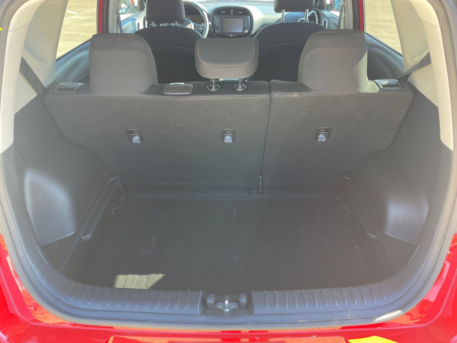 Thumbnail: 2025 Kia Soul - 31