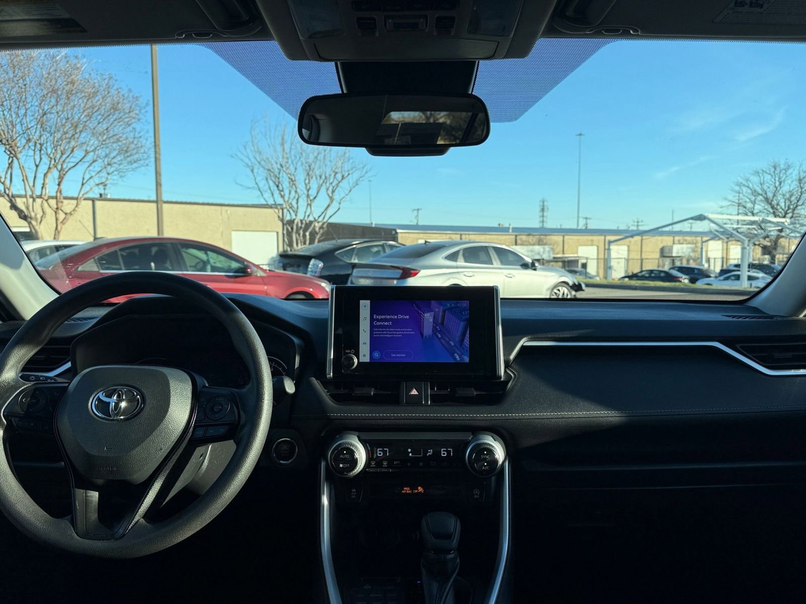 Thumbnail: 2025 Toyota RAV4 - 34